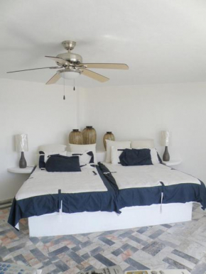 Excelente Condominio en la Bahía